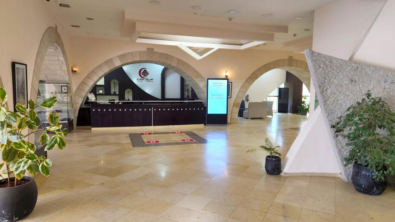 Red Crescent Guesthouse Ramallah Dış mekan fotoğraf