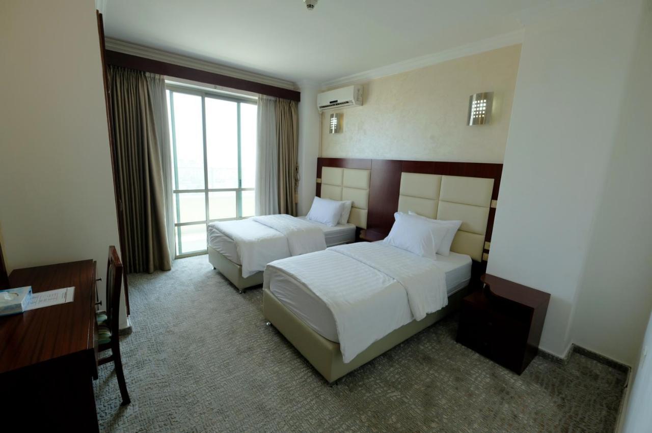 Red Crescent Guesthouse Ramallah Dış mekan fotoğraf