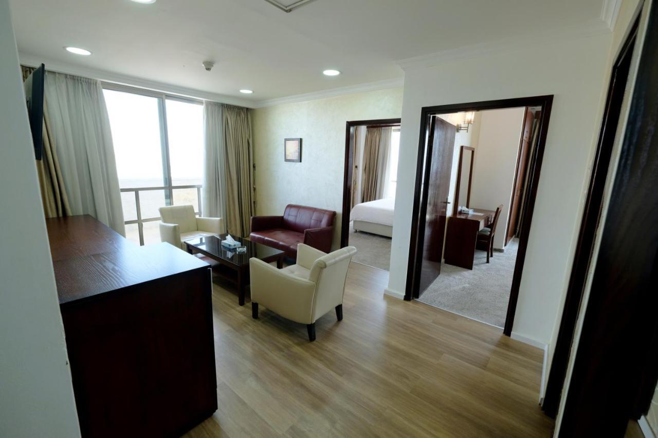 Red Crescent Guesthouse Ramallah Dış mekan fotoğraf